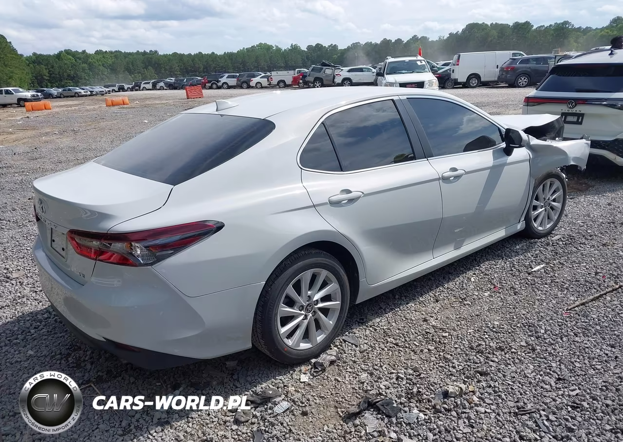 2024 Toyota Camry Le VIN:4T1C11AK6RU197063 - 4