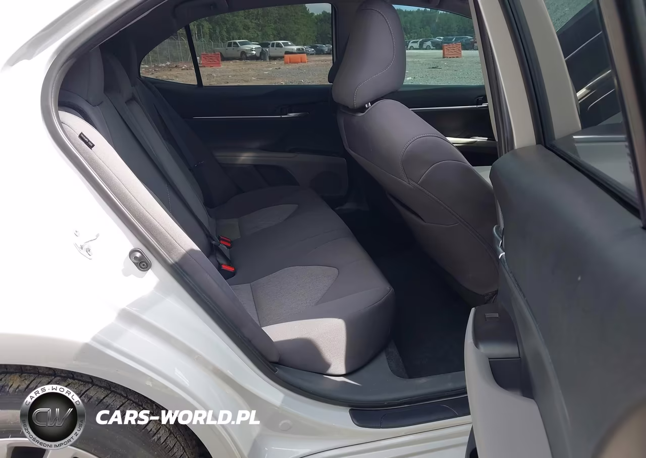 2024 Toyota Camry Le VIN:4T1C11AK6RU197063 - 8