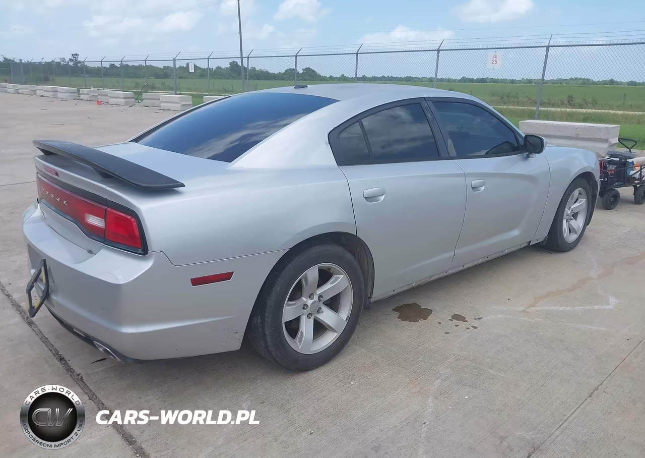 2012 Dodge Charger Se VIN:2C3CDXBG7CH212063 - 4