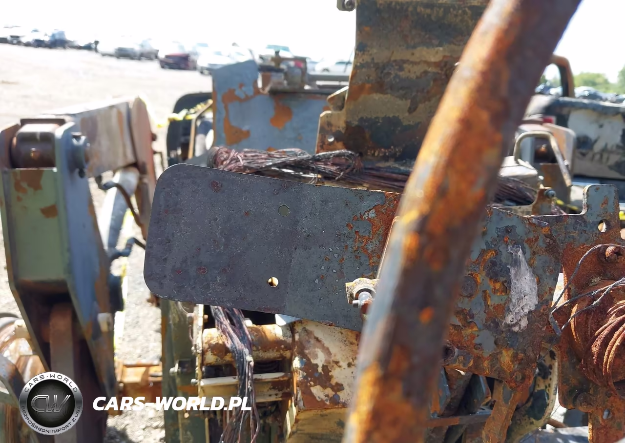 2017 Kubota M6-111 Tractor VIN:00000000000010214 - 7