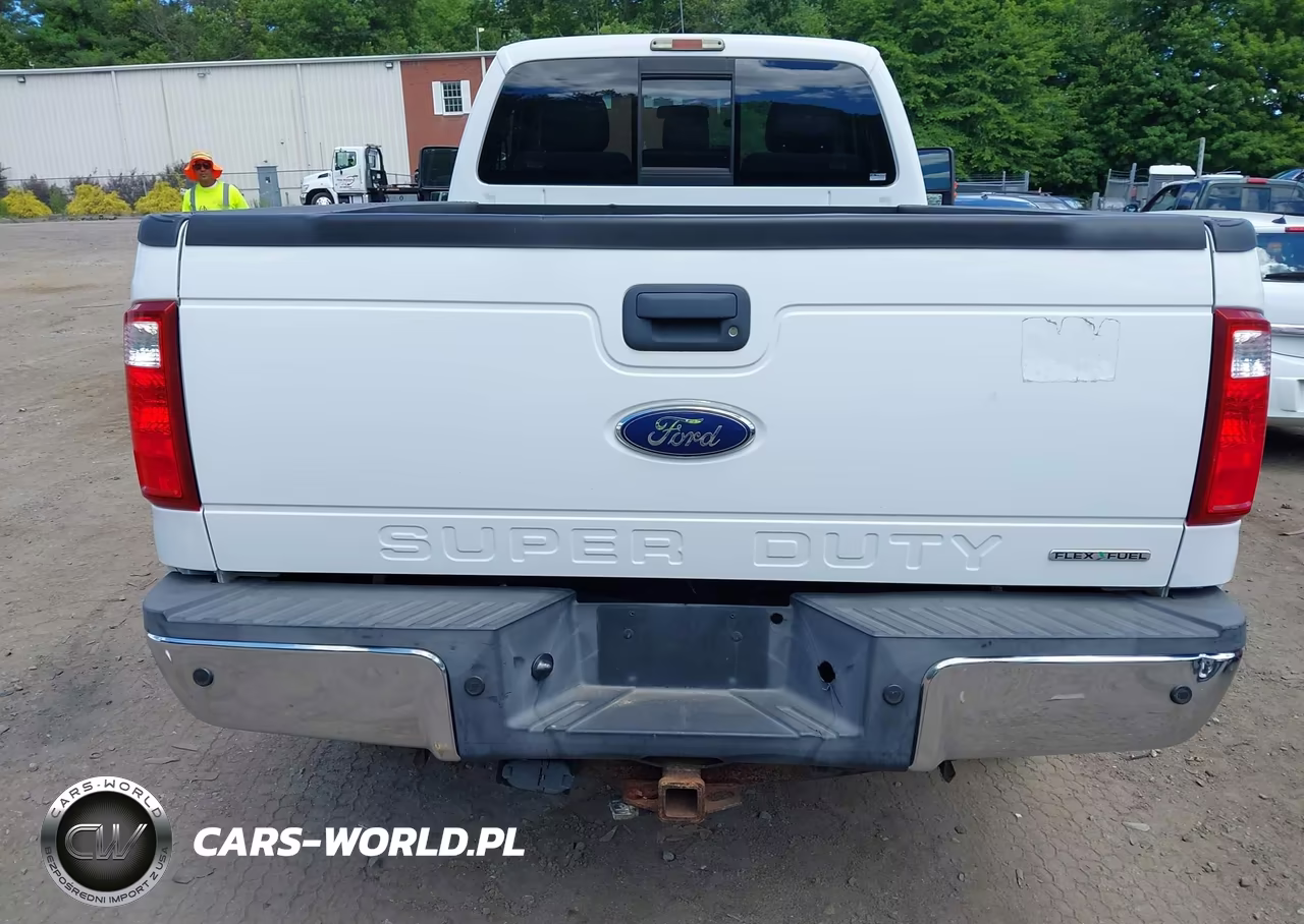 2015 Ford F350 Super Duty VIN:1FTBF3B64FEB96563 - 16