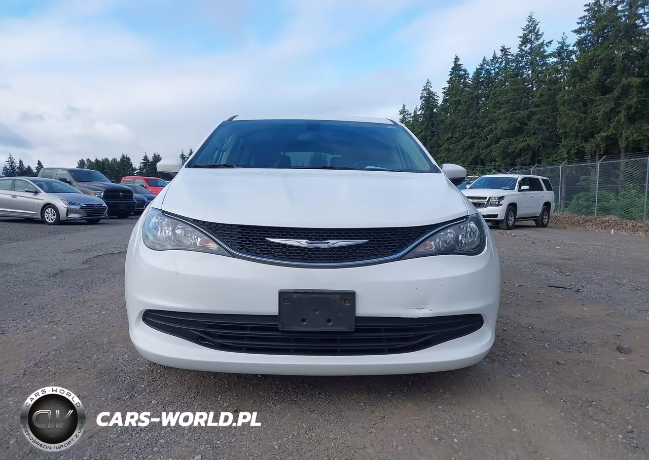 2020 Chrysler Voyager Lx VIN:2C4RC1CG7LR237639 - 13
