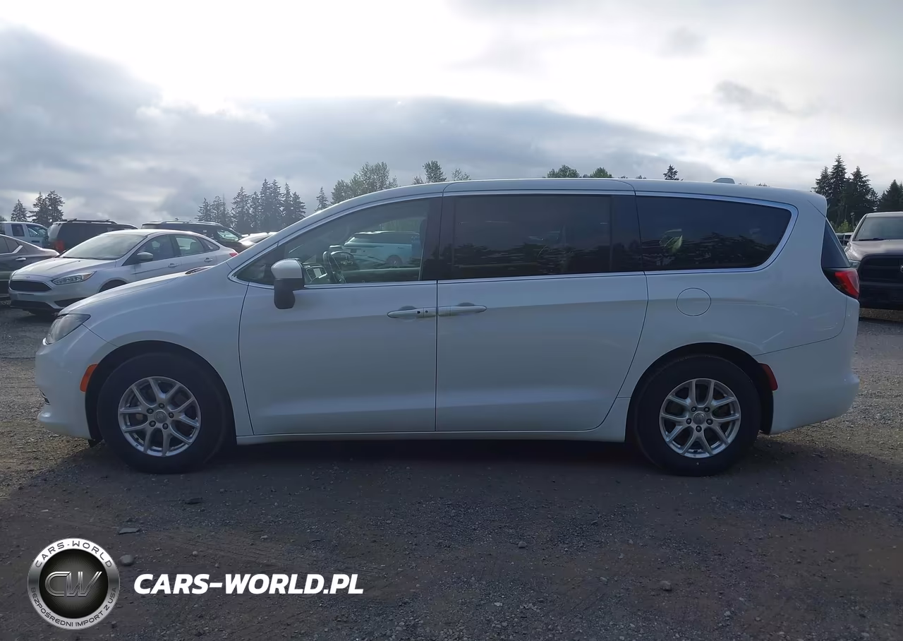 2020 Chrysler Voyager Lx VIN:2C4RC1CG7LR237639 - 15