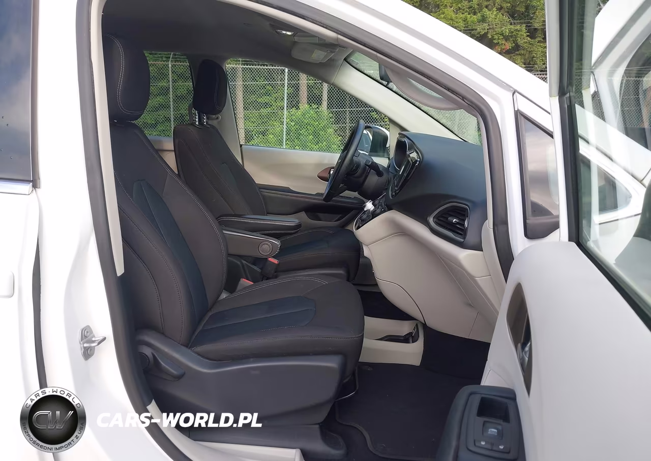 2020 Chrysler Voyager Lx VIN:2C4RC1CG7LR237639 - 5