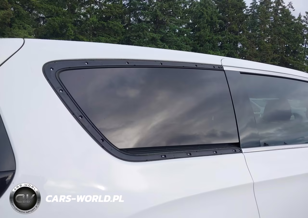 2020 Chrysler Voyager Lx VIN:2C4RC1CG7LR237639 - 6