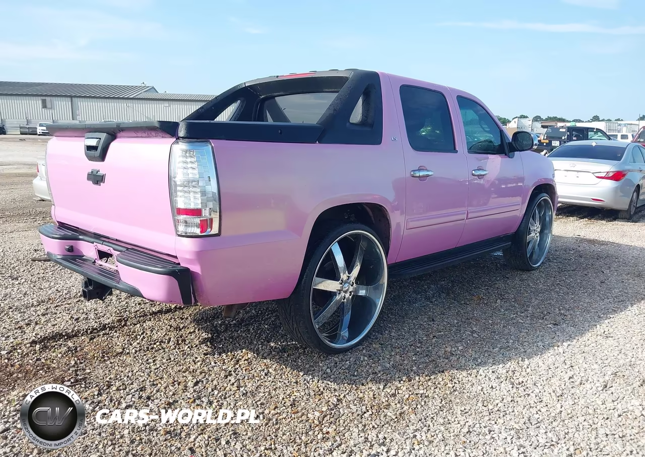 2008 Chevrolet Avalanche 1500 Ls VIN:3GNEC120X8G119625 - 4