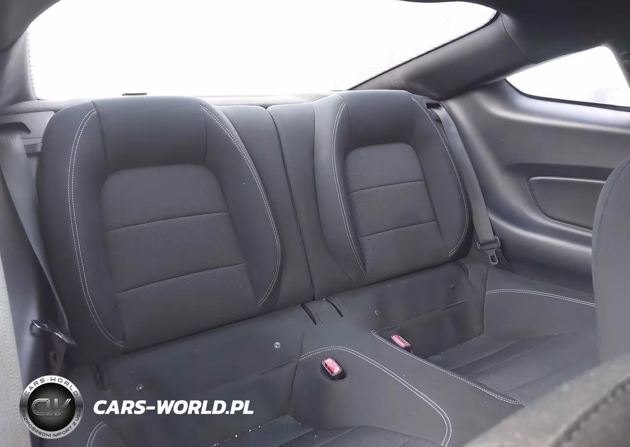 2015 Ford Mustang V6 VIN:1FA6P8AMXF5322166 - 8