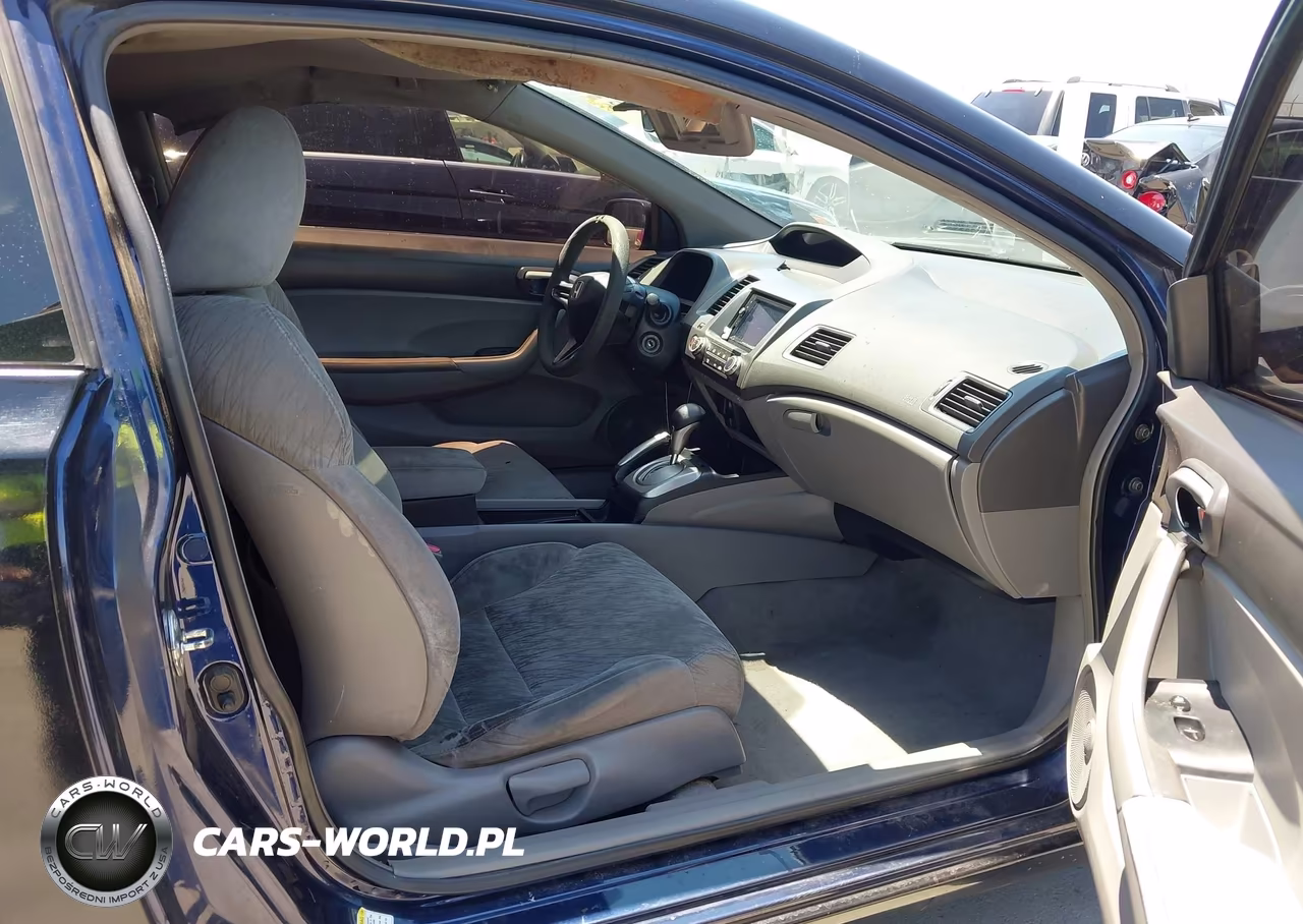2007 Honda Civic Lx VIN:2HGFG12617H513553 - 5