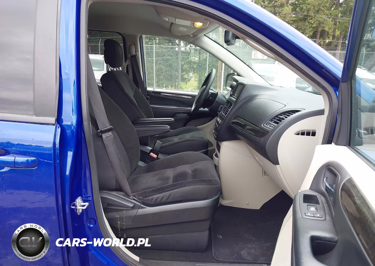 2018 Dodge Grand Caravan Se VIN:2C4RDGBG1JR296829 - 5