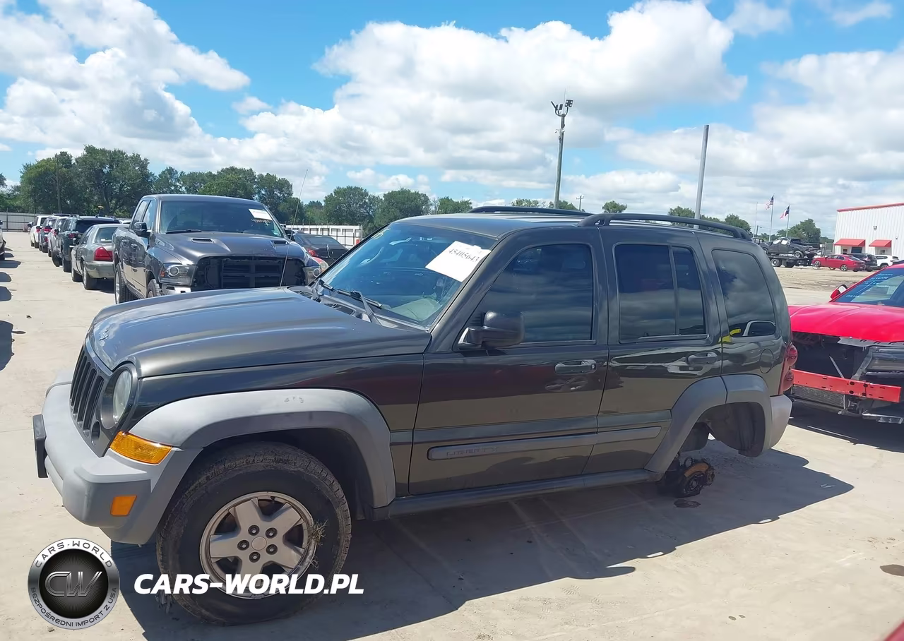2005 Jeep Liberty Sport VIN:1J8GK48KX5W595765 - 14