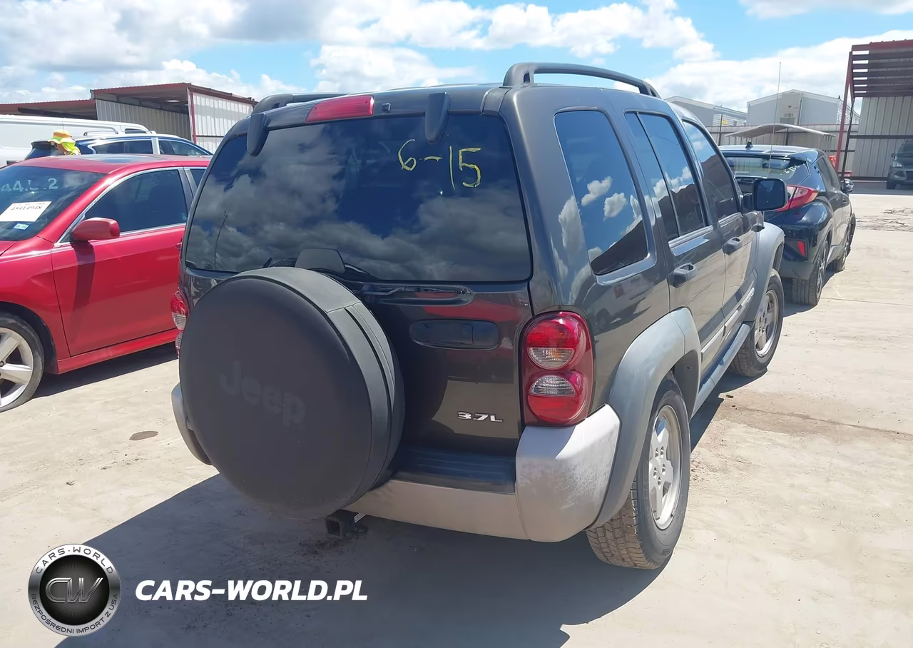 2005 Jeep Liberty Sport VIN:1J8GK48KX5W595765 - 4