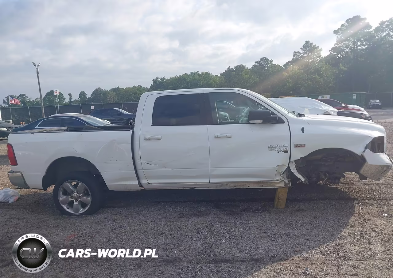 2019 Ram 1500 Classic Big Horn 4X2 6'4 Box VIN:1C6RR6TT6KS653856 - 14