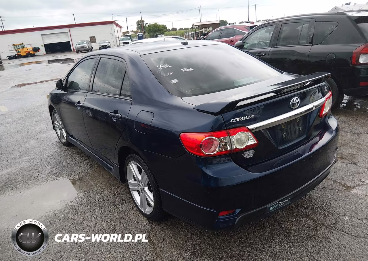 2013 Toyota Corolla S VIN:2T1BU4EE8DC068745 - 3