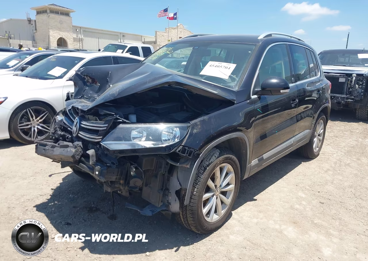 2017 Volkswagen Tiguan 2.0T Wolfsburg Edition VIN:WVGRV7AX6HK011979 - 2