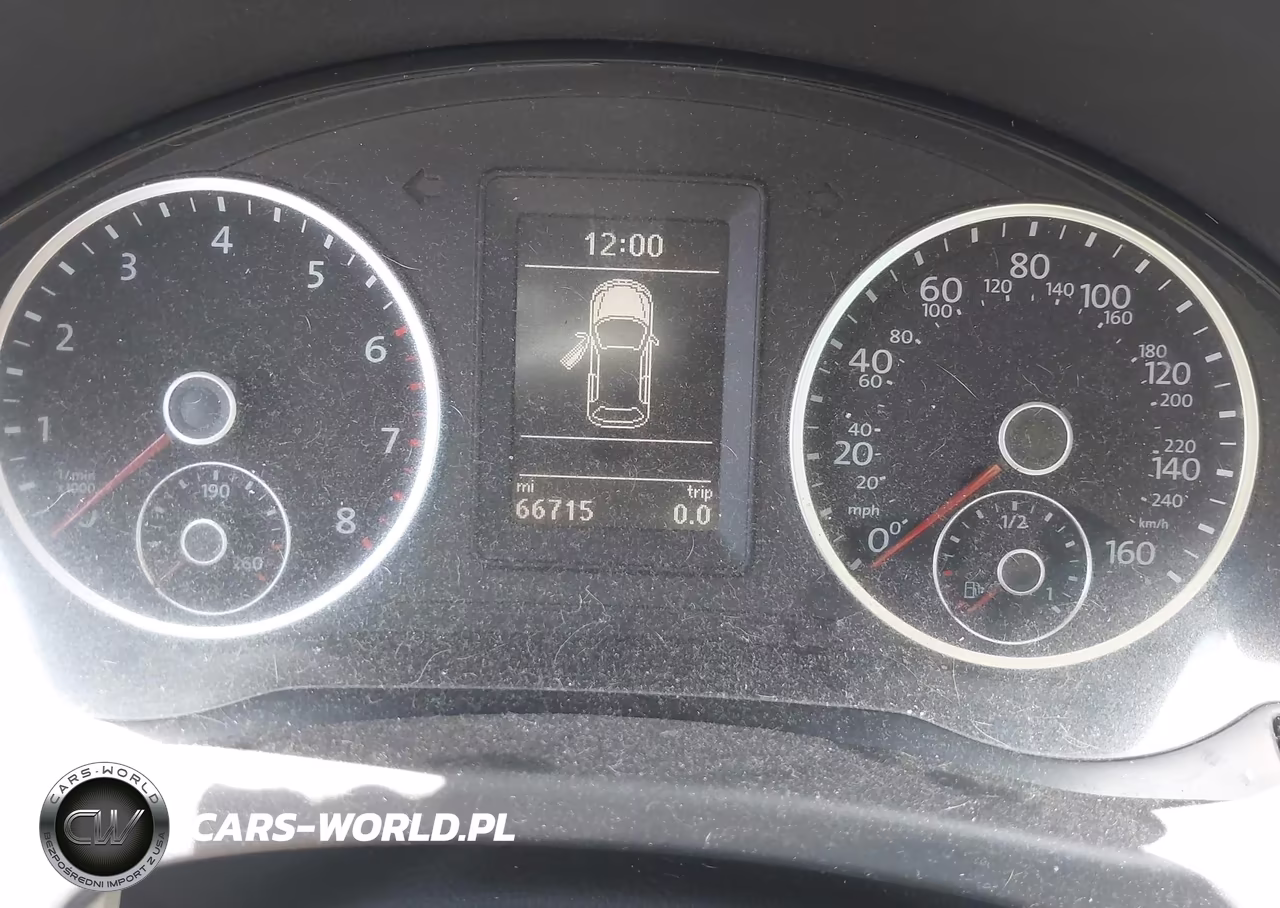 2017 Volkswagen Tiguan 2.0T Wolfsburg Edition VIN:WVGRV7AX6HK011979 - 7