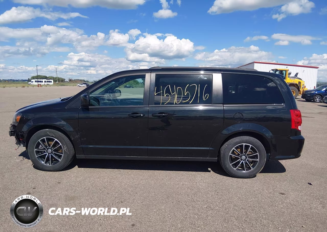 2018 Dodge Grand Caravan Gt VIN:2C4RDGEG1JR334989 - 14