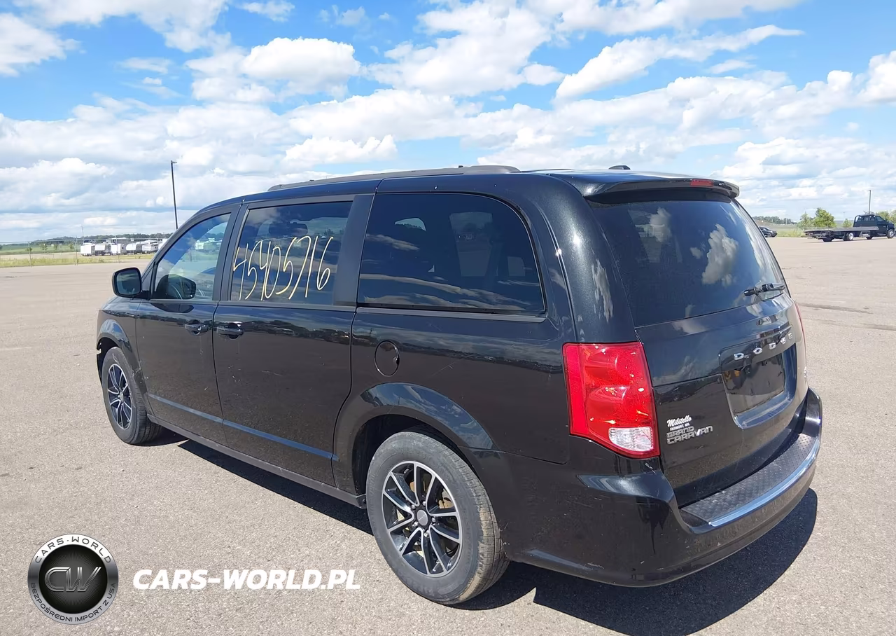 2018 Dodge Grand Caravan Gt VIN:2C4RDGEG1JR334989 - 3