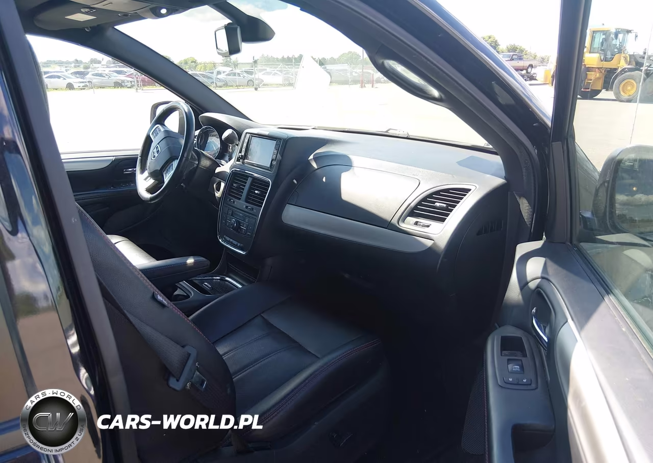2018 Dodge Grand Caravan Gt VIN:2C4RDGEG1JR334989 - 5