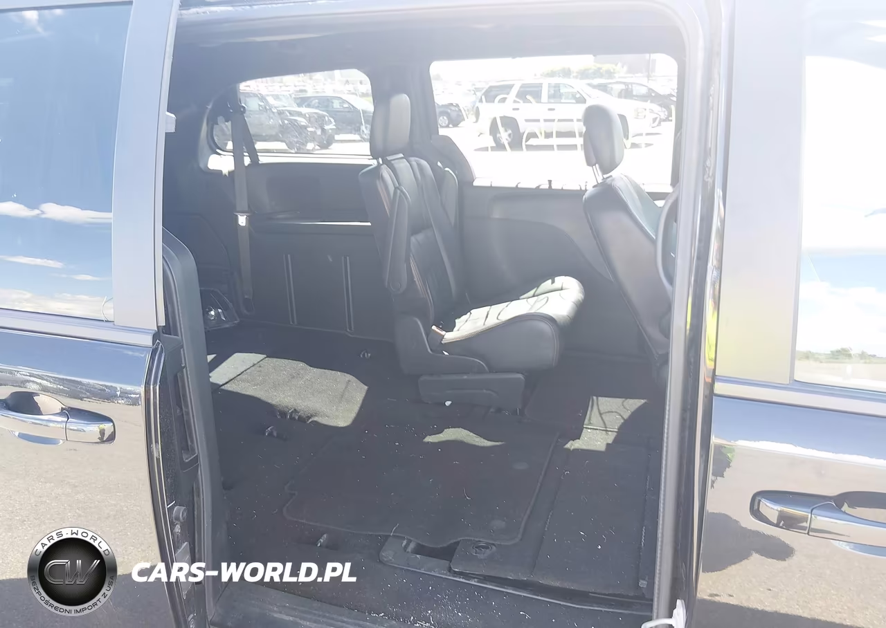2018 Dodge Grand Caravan Gt VIN:2C4RDGEG1JR334989 - 8