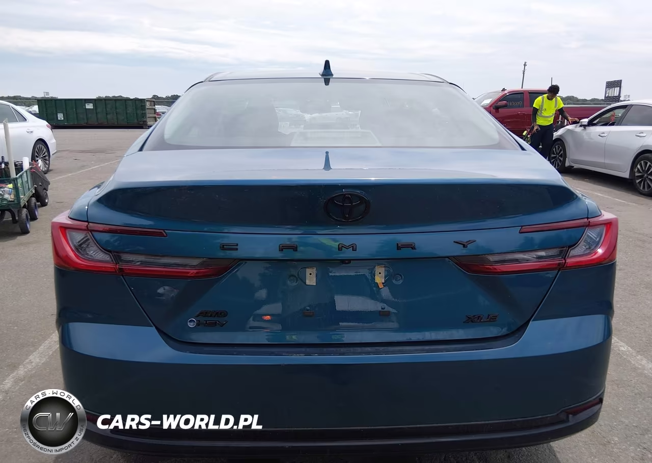 2025 Toyota Camry Xle VIN:4T1DBADK2SU531642 - 16