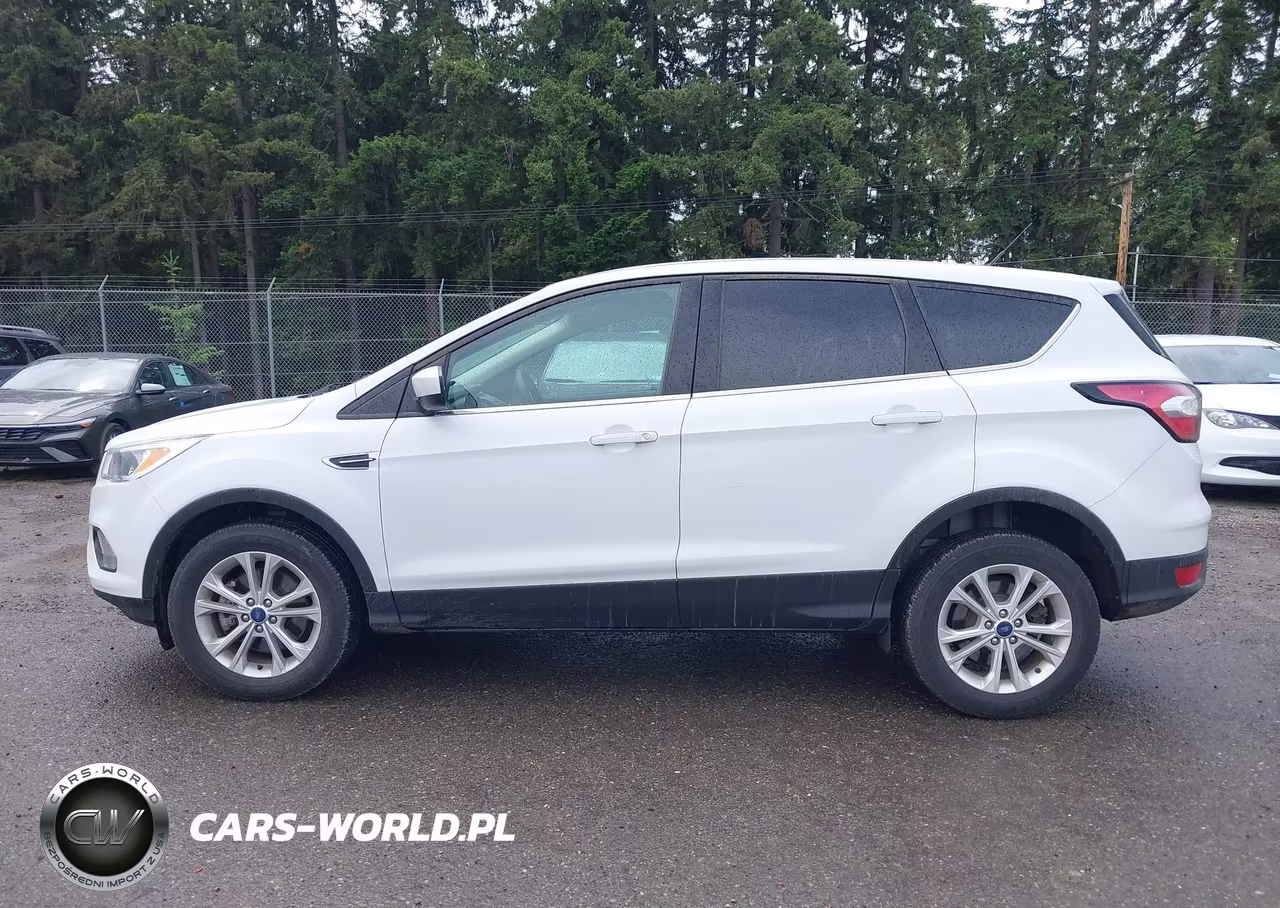 2017 Ford Escape Se VIN:1FMCU9GD7HUE50338 - 14