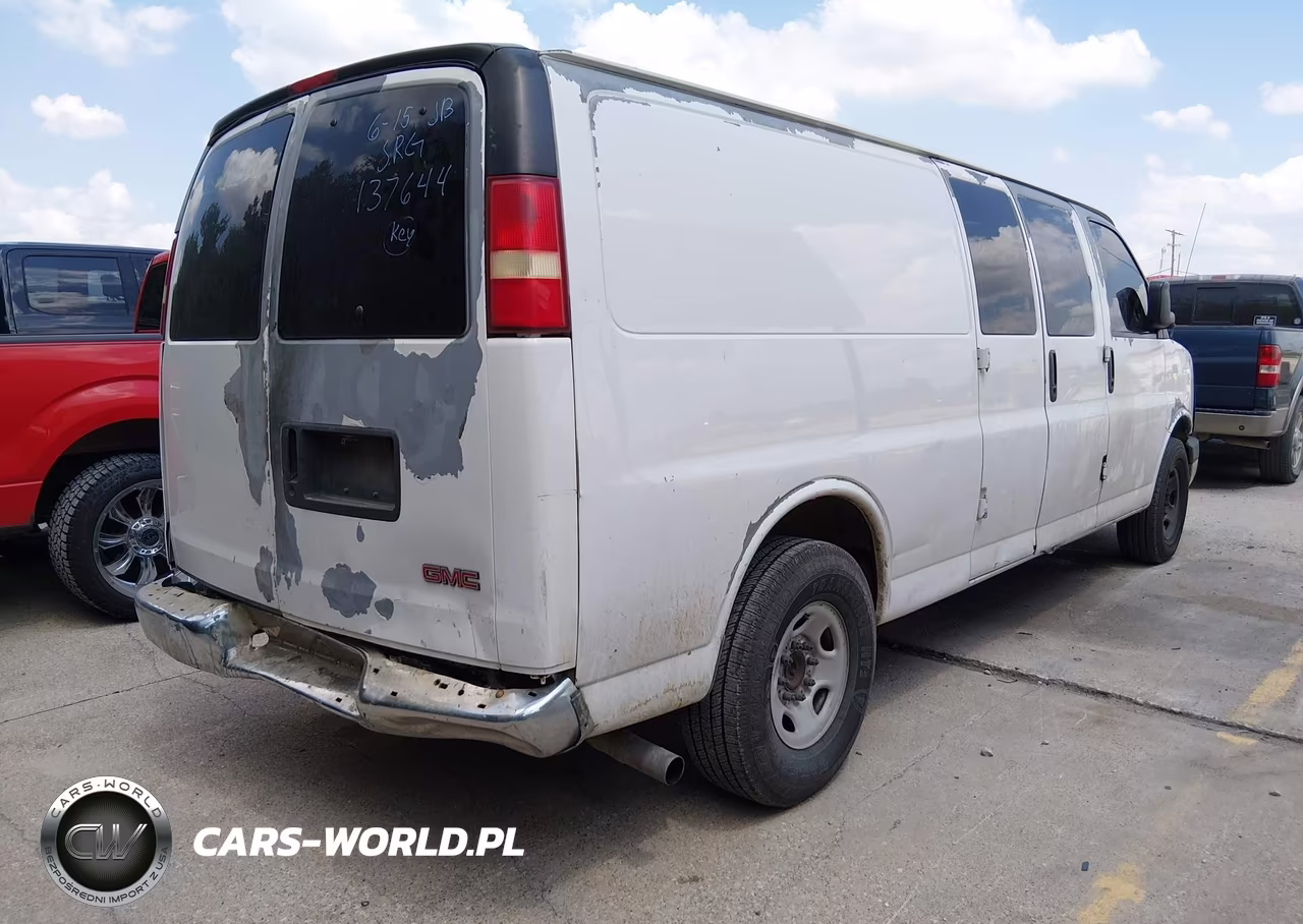 2008 Chevrolet Express Work Van VIN:1GCGG29C281137644 - 4