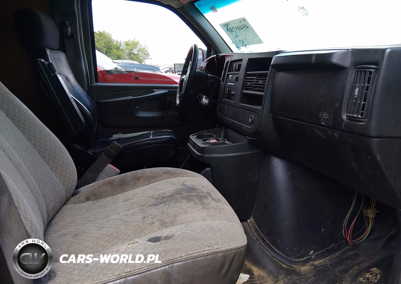 2008 Chevrolet Express Work Van VIN:1GCGG29C281137644 - 5