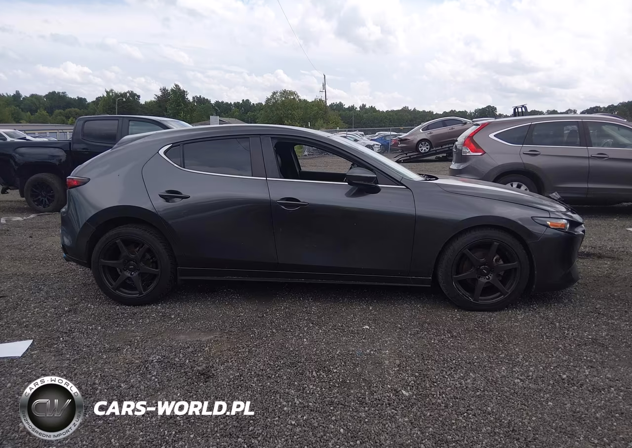 2021 Mazda Mazda3 Select VIN:JM1BPAKLXM1332349 - 13
