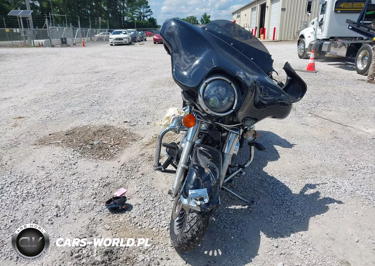 2009 Harley-Davidson Flhtcu VIN:1HD1FC4149Y648509 - 5