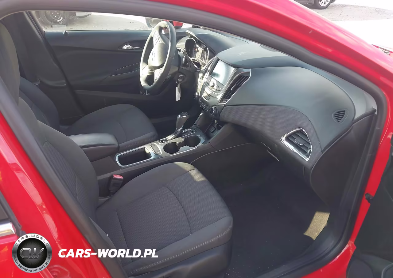 2019 Chevrolet Cruze Lt VIN:3G1BE6SM7KS545288 - 5