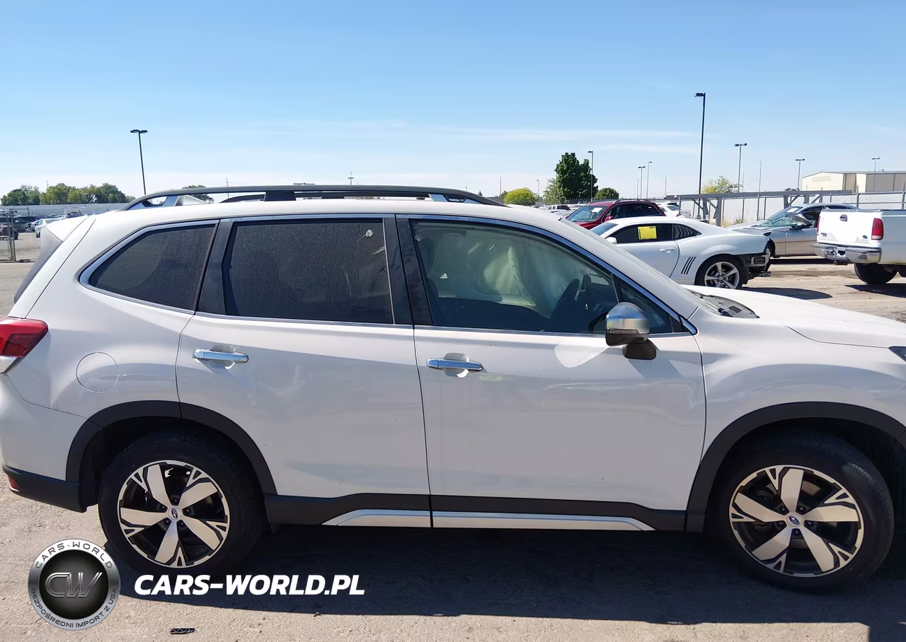 2019 Subaru Forester Touring VIN:JF2SKAWC7KH463186 - 13