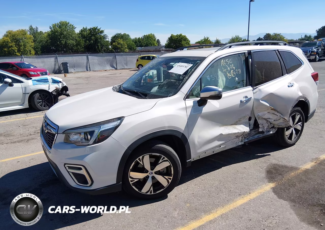 2019 Subaru Forester Touring VIN:JF2SKAWC7KH463186 - 2