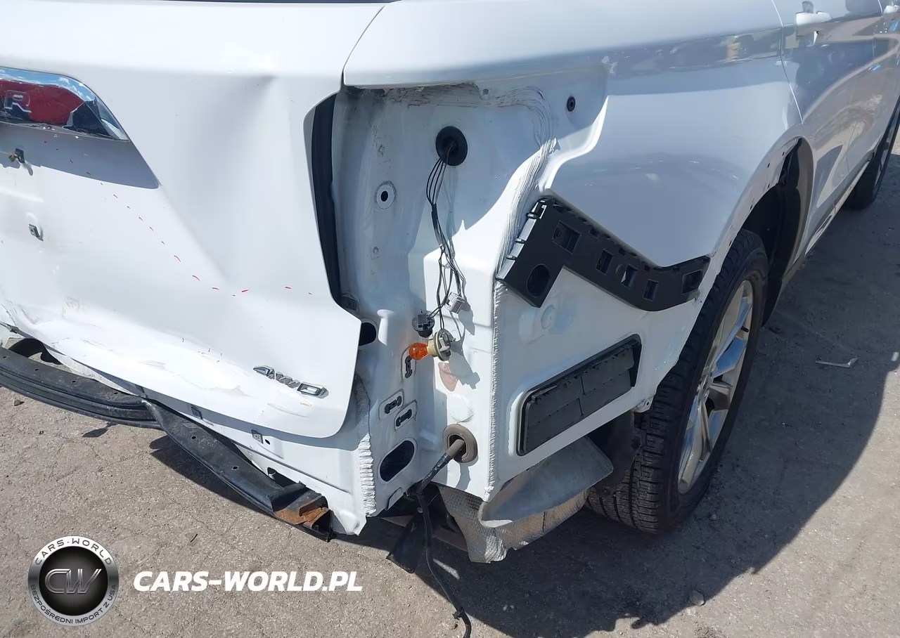 2021 Ford Explorer Xlt VIN:1FMSK8DH8MGC23770 - 18