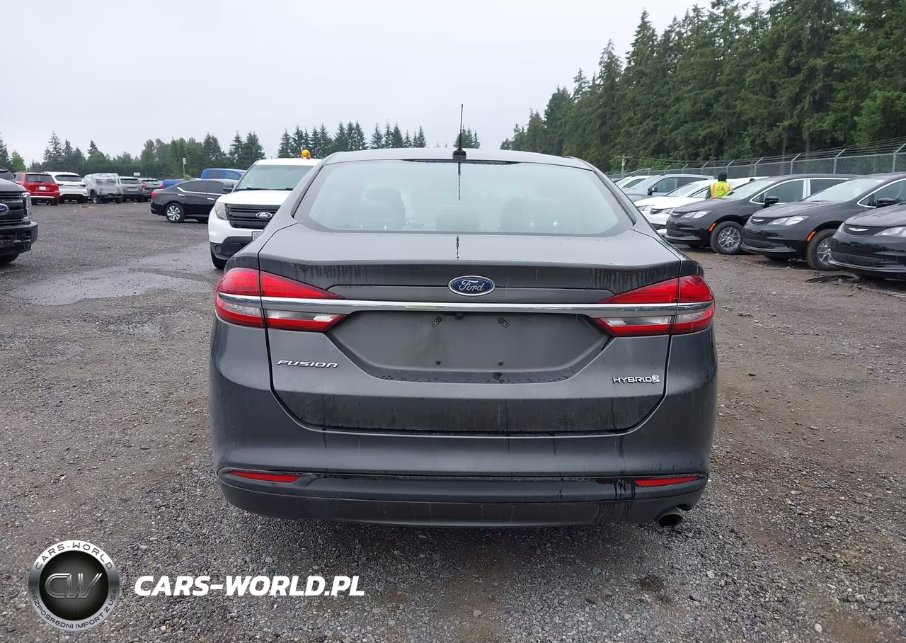 2018 Ford Fusion Hybrid S VIN:3FA6P0UUXJR235807 - 16