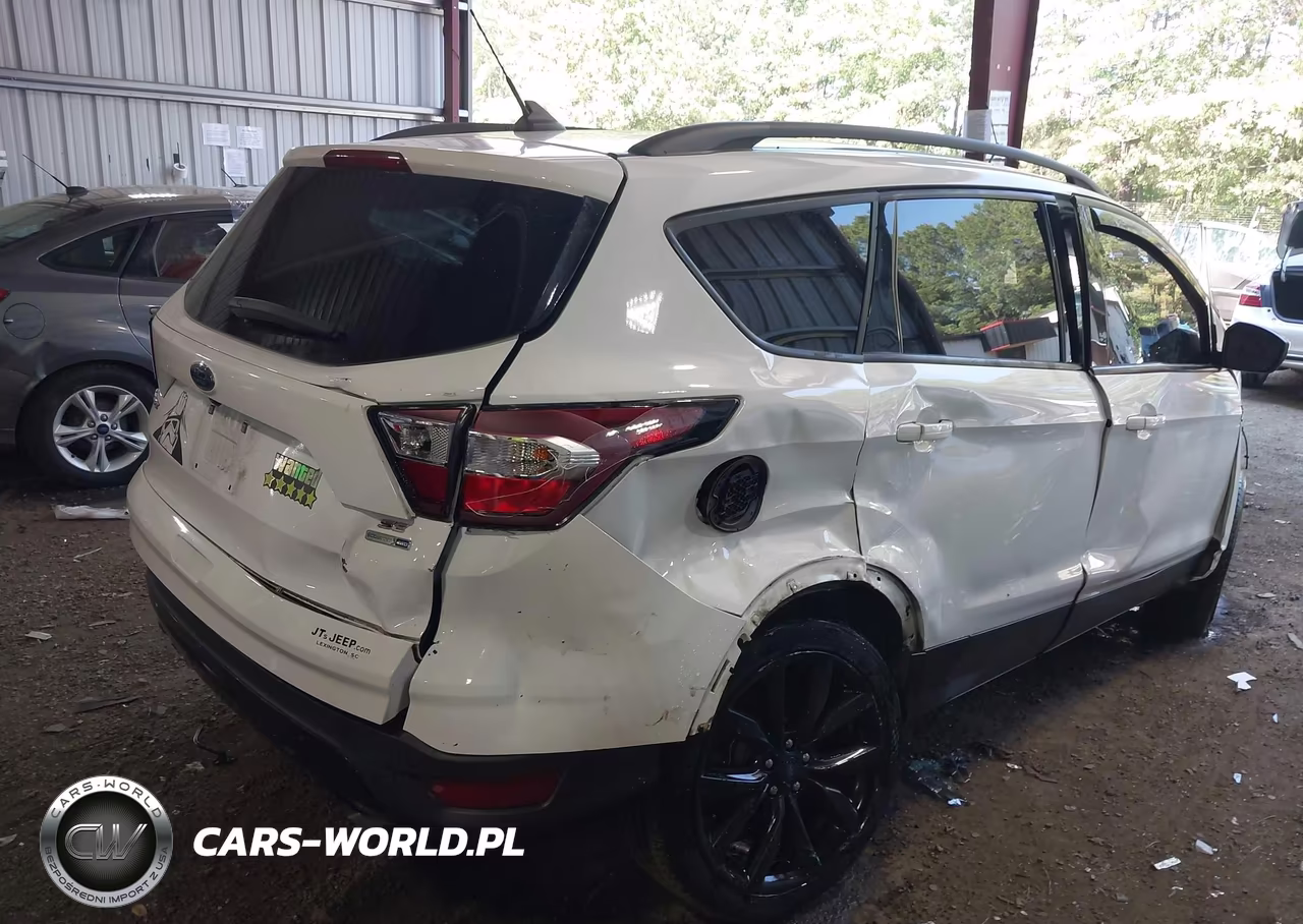 2018 Ford Escape Se VIN:1FMCU9GD6JUD13574 - 4