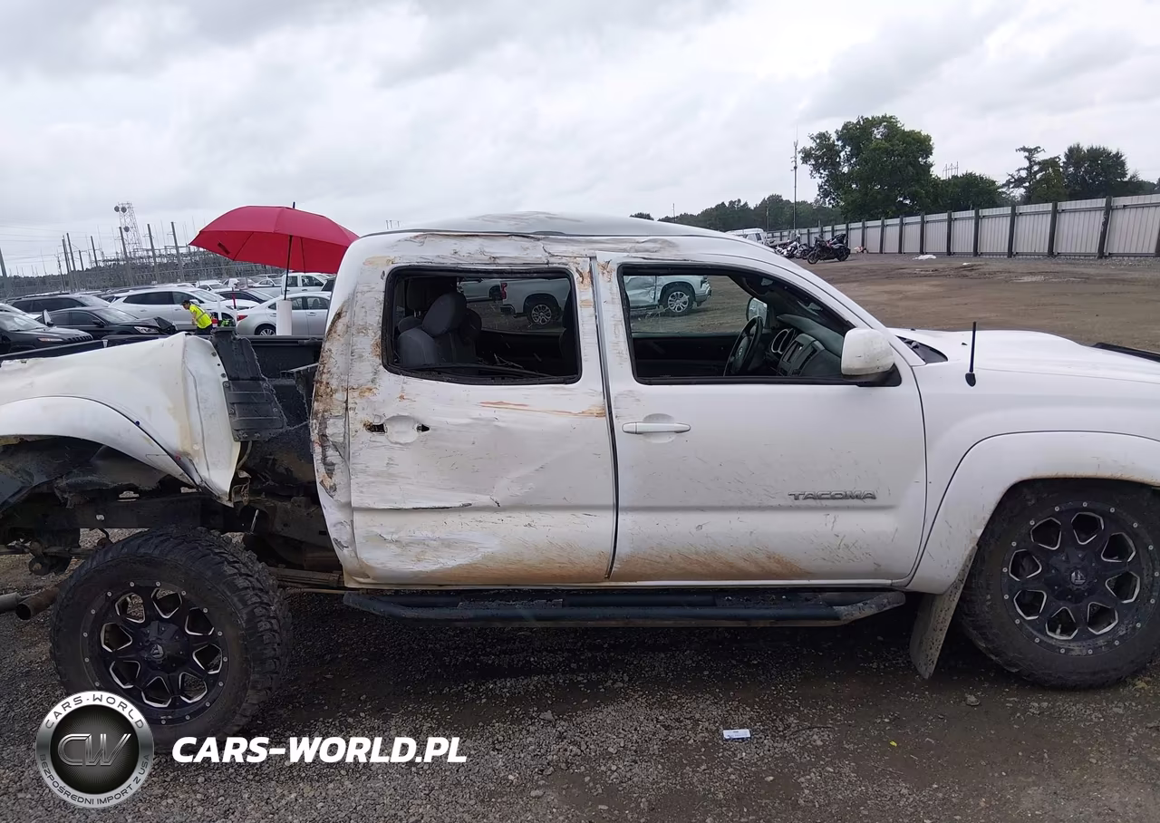 2010 Toyota Tacoma Base V6 VIN:3TMLU4EN3AM045915 - 14