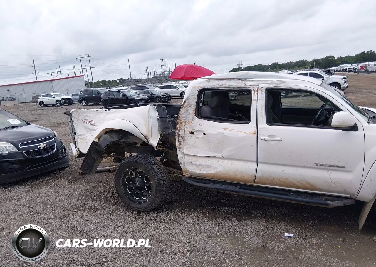2010 Toyota Tacoma Base V6 VIN:3TMLU4EN3AM045915 - 6
