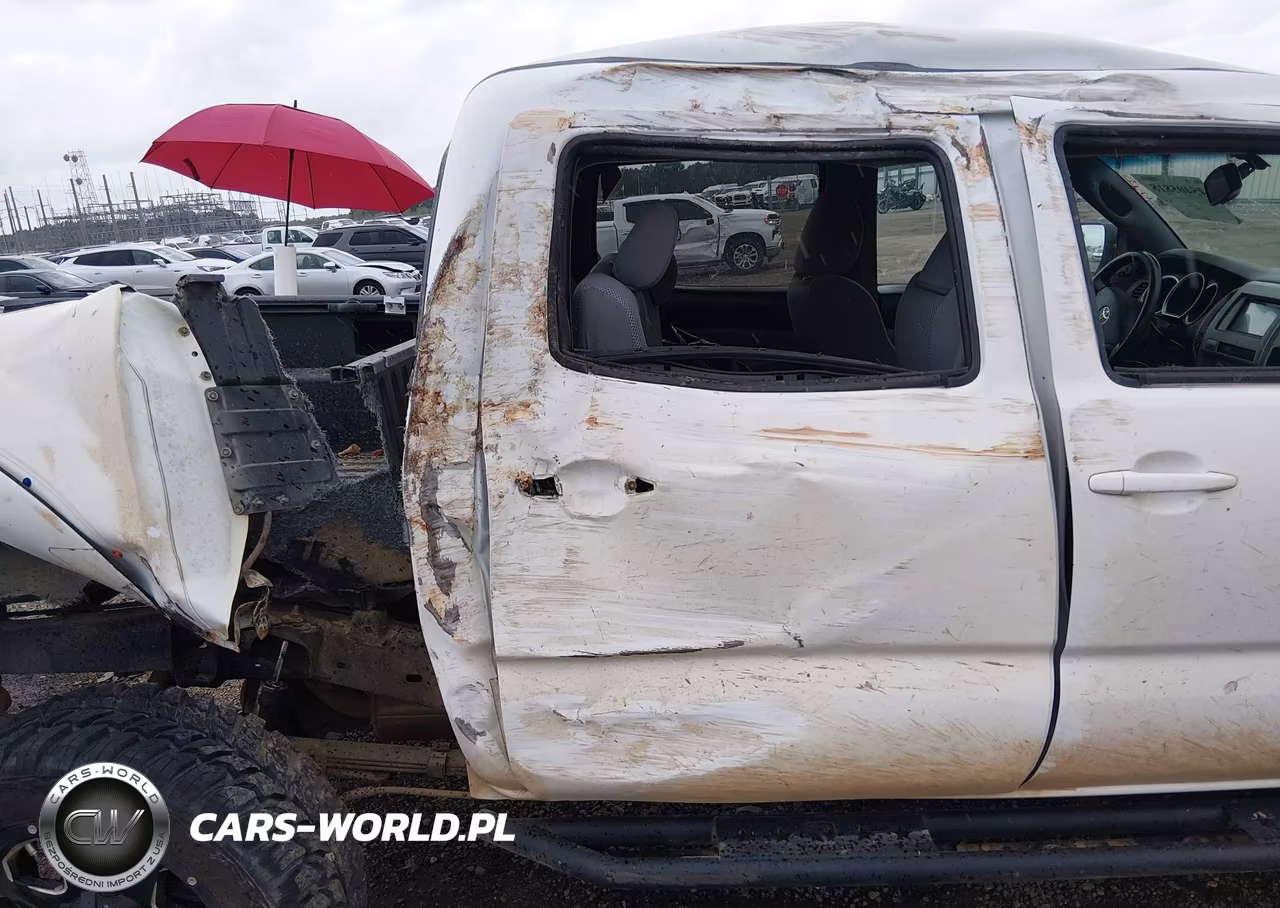 2010 Toyota Tacoma Base V6 VIN:3TMLU4EN3AM045915 - 8