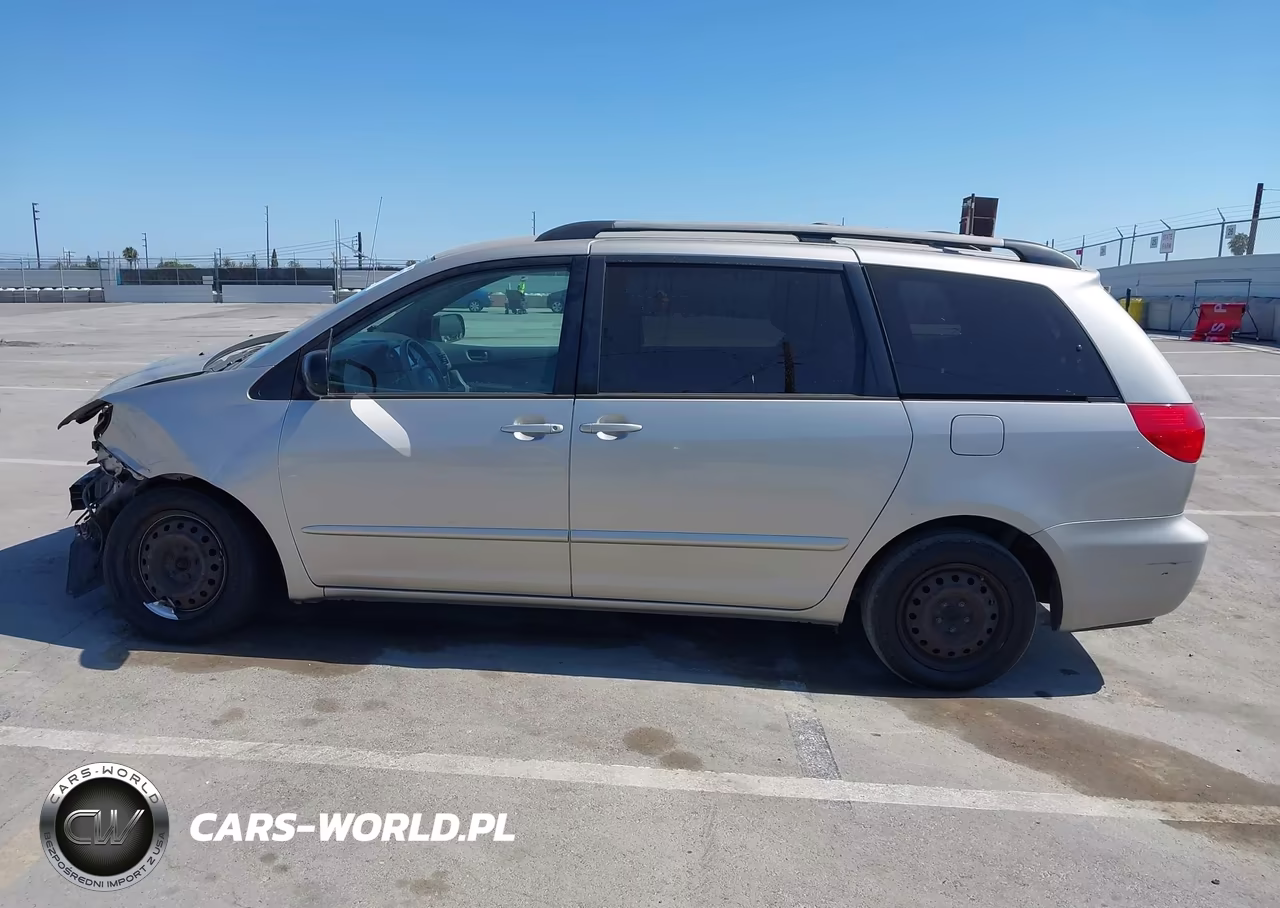 2009 Toyota Sienna Le VIN:5TDZK23C29S231415 - 15