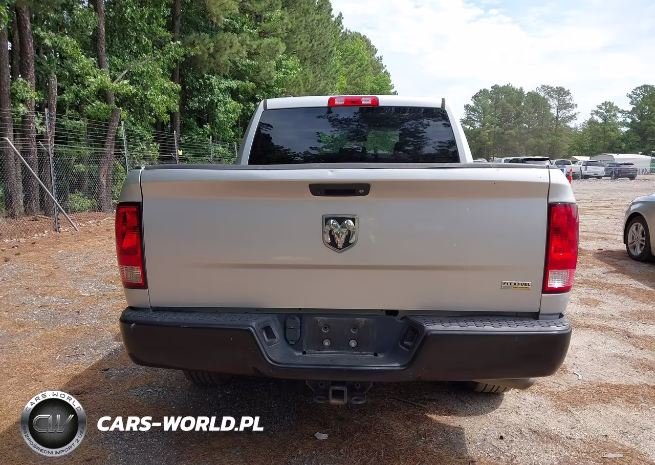 2018 Ram 1500 VIN:1C6RR6KG1JS298632 - 16