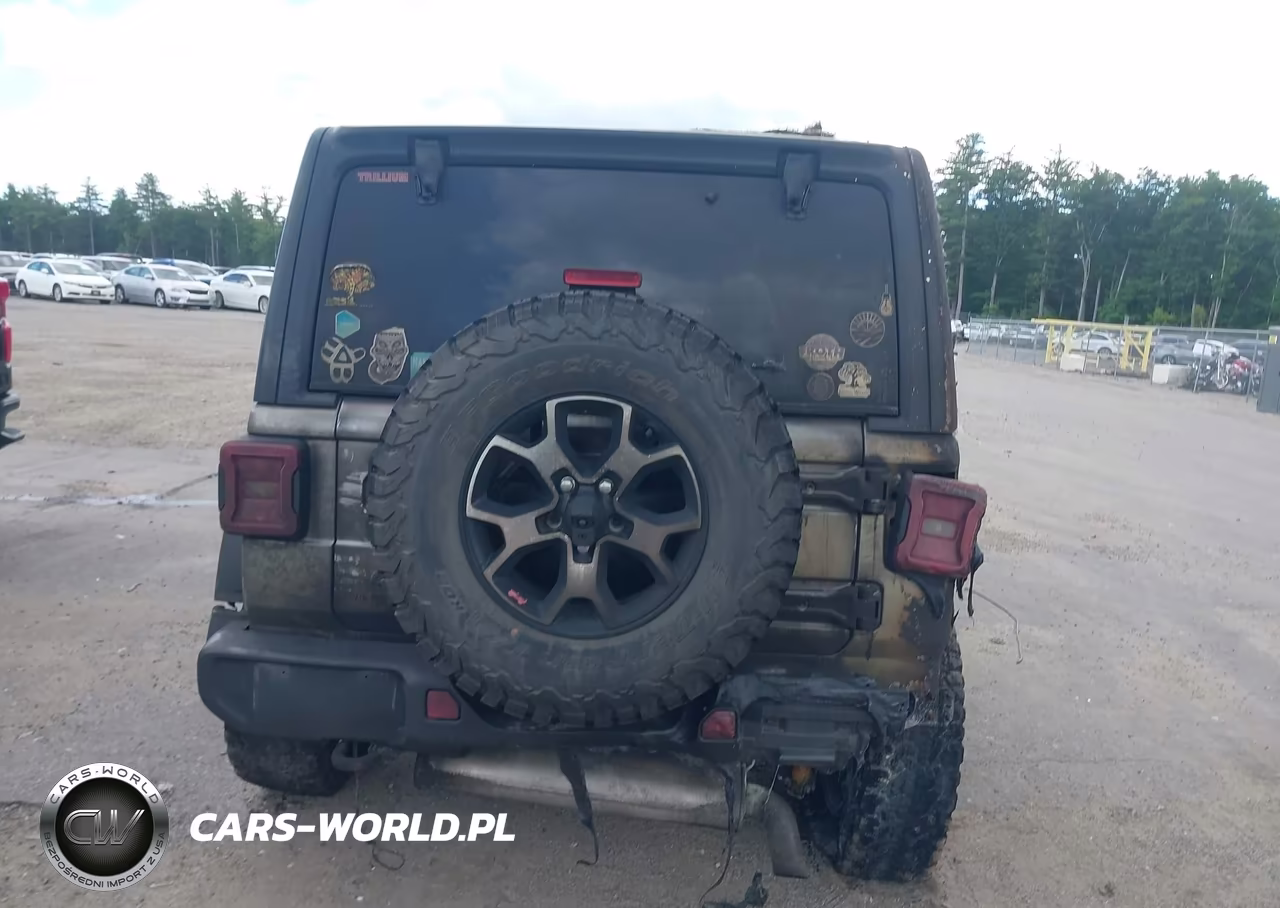 2018 Jeep Wrangler Unlimited Rubicon 4X4 VIN:1C4HJXFNXJW182848 - 12