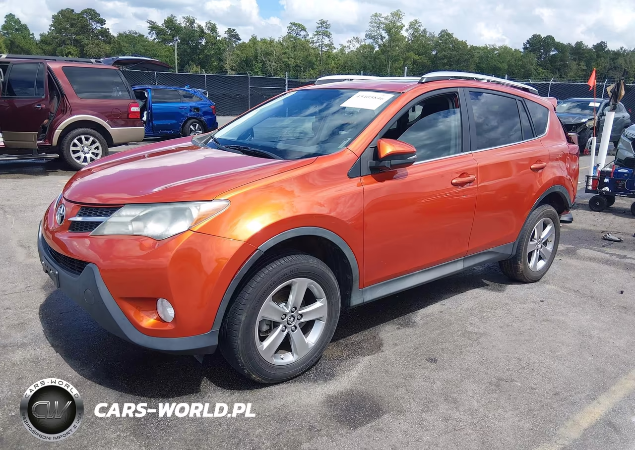 2015 Toyota Rav4 Xle VIN:2T3RFREV8FW330990 - 2
