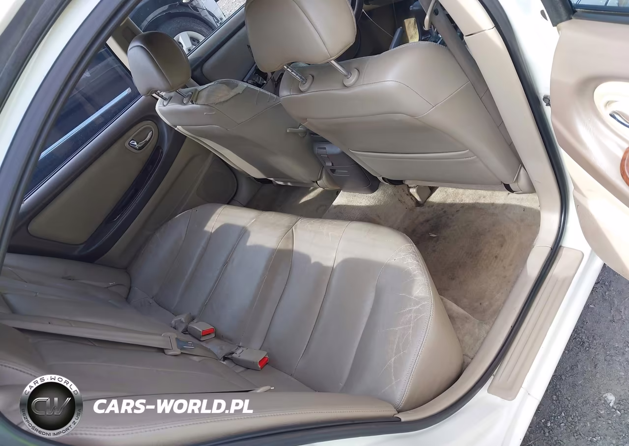 2001 Nissan Maxima Gle VIN:JN1CA31D81T818513 - 8