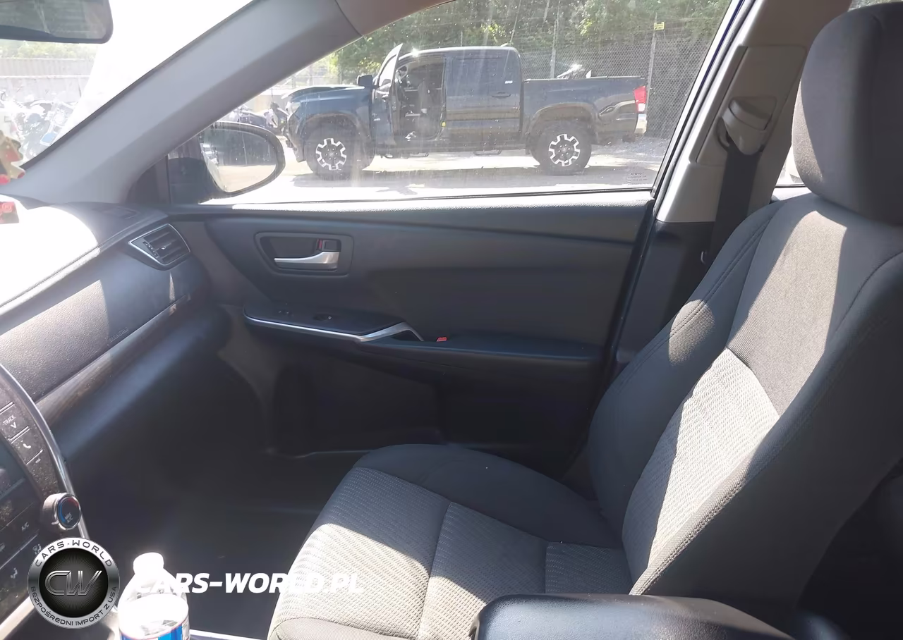 2015 Toyota Camry Le VIN:4T4BF1FK2FR492829 - 5