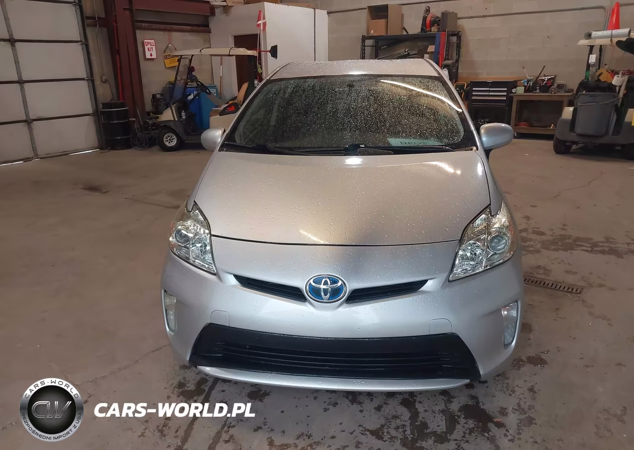 2012 Toyota Prius Two VIN:JTDKN3DU4C1545304 - 12