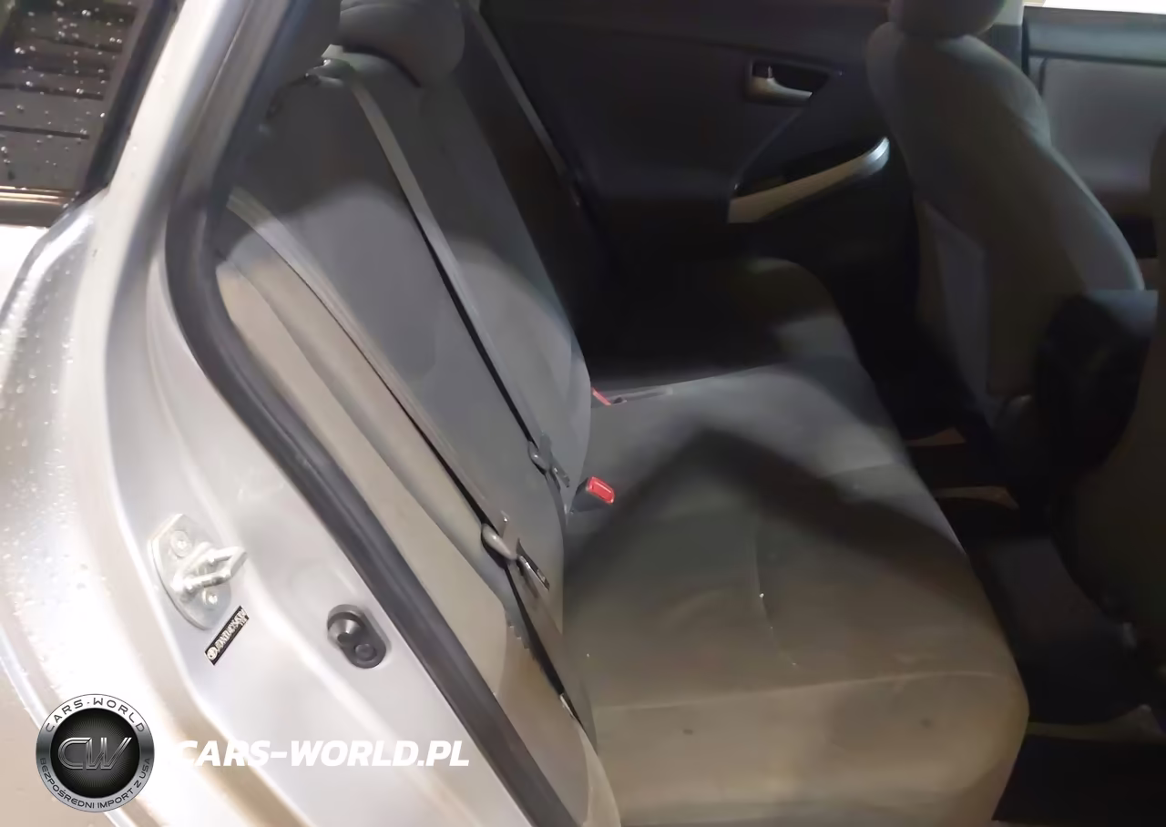 2012 Toyota Prius Two VIN:JTDKN3DU4C1545304 - 8