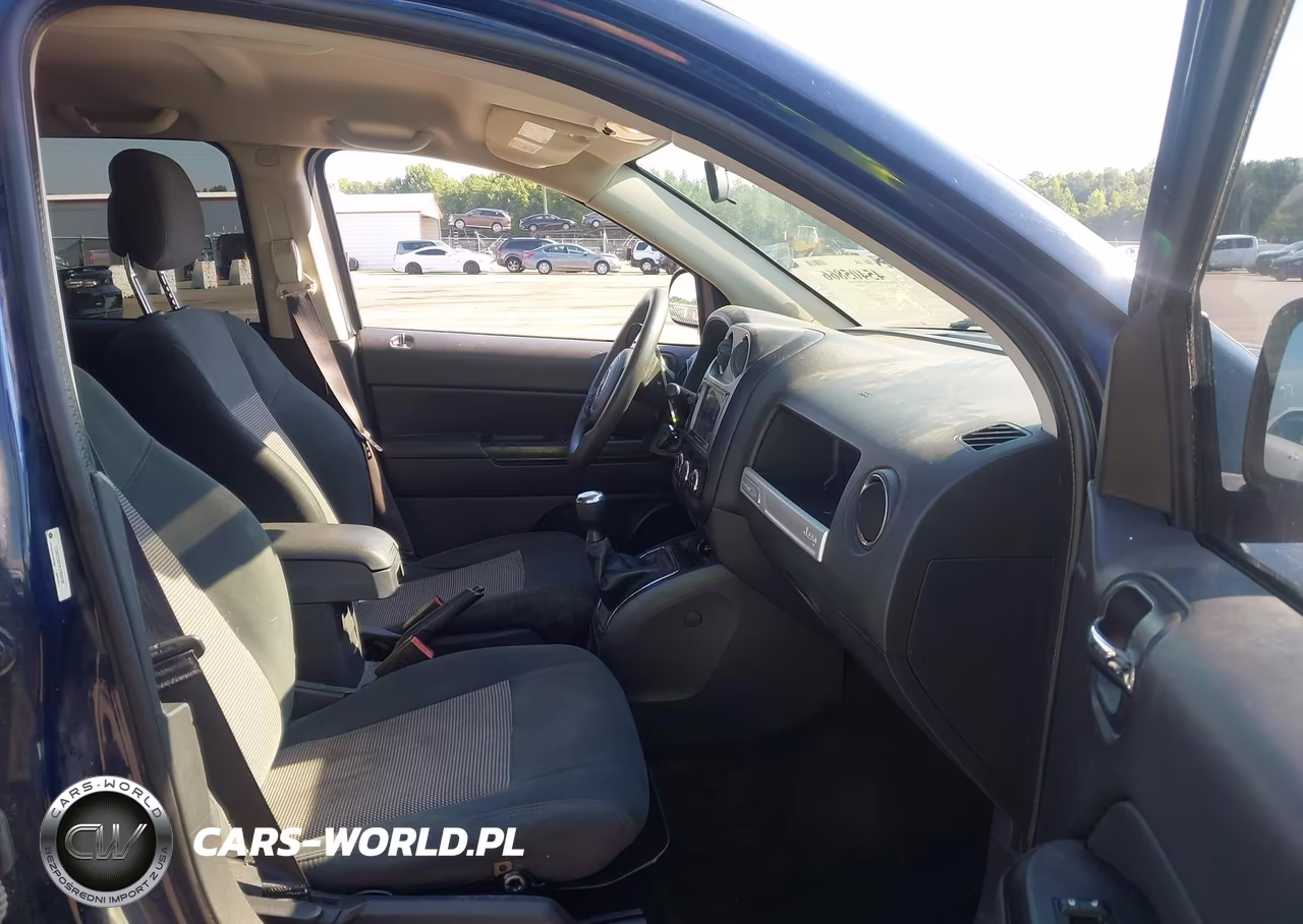2014 Jeep Compass Sport VIN:1C4NJCBB3ED856539 - 5
