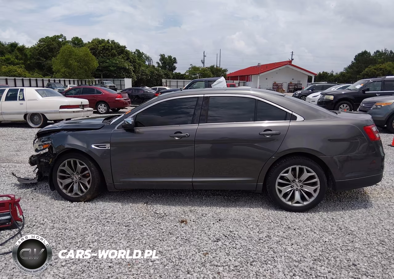 2017 Ford Taurus Limited VIN:1FAHP2F81HG102312 - 14