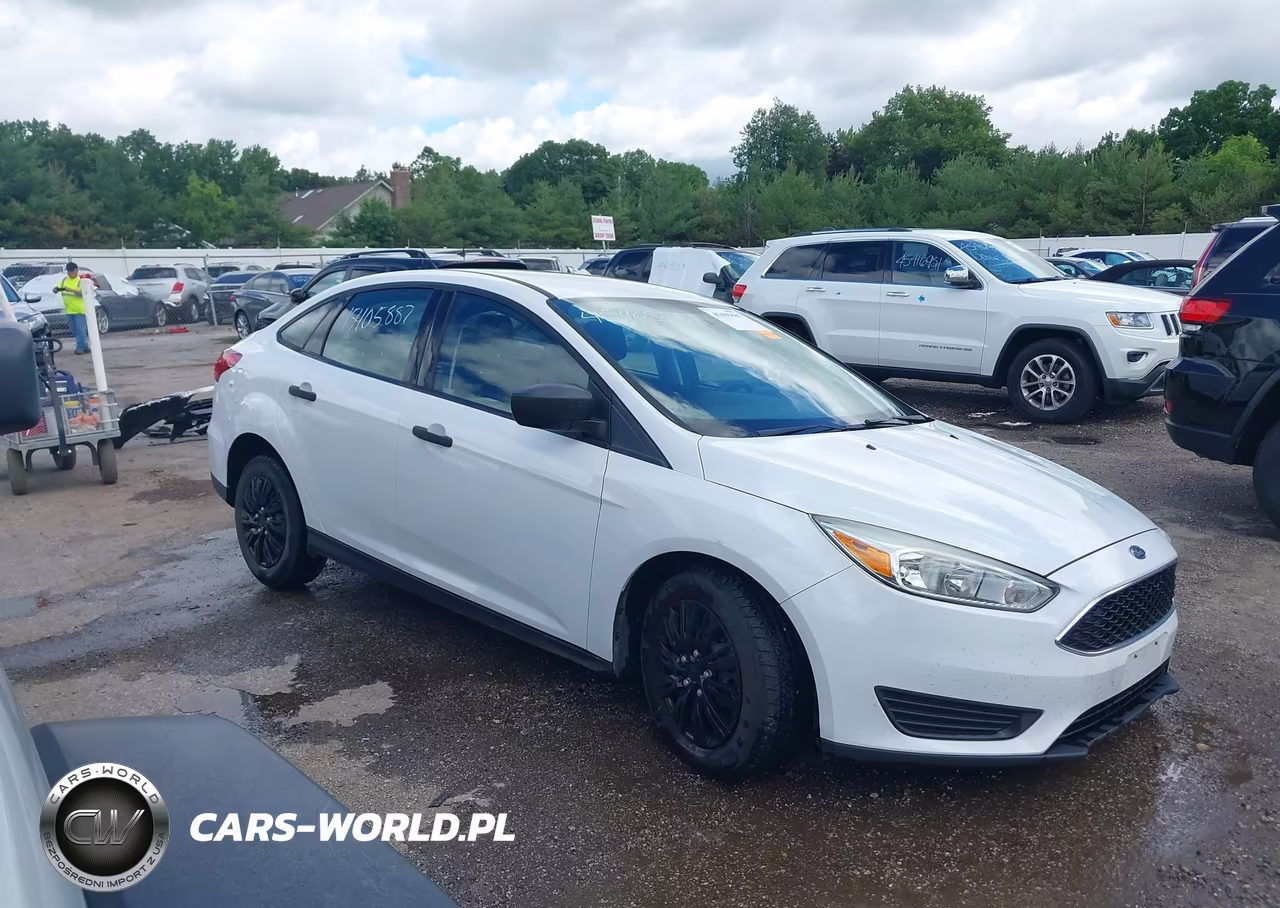 2015 Ford Focus S – zdjęcie 1 z 16
