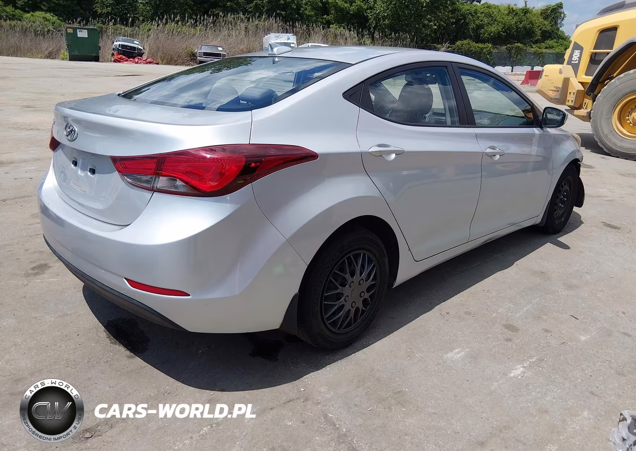 2016 Hyundai Elantra Se VIN:5NPDH4AE5GH771496 - 4